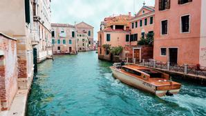 UNAHOTELS Ala Venezia - Adults only +16 | Venice | buildings and canal venice