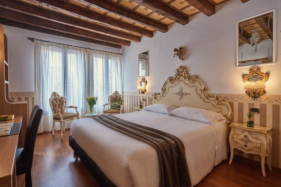 Deluxe Camere Hotel Ala Venezia 03